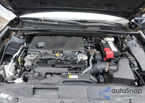 2024 Toyota Camry Le z USA, uszkodzony, nr VIN 4T1C11AK8RU188901